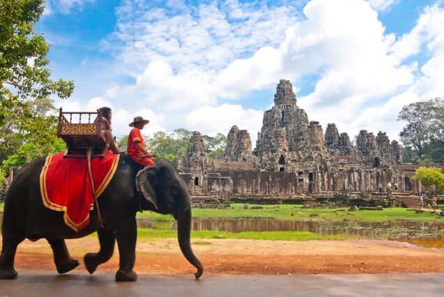 Thrilling Cambodia Sightseeing 5 Days Tour Package